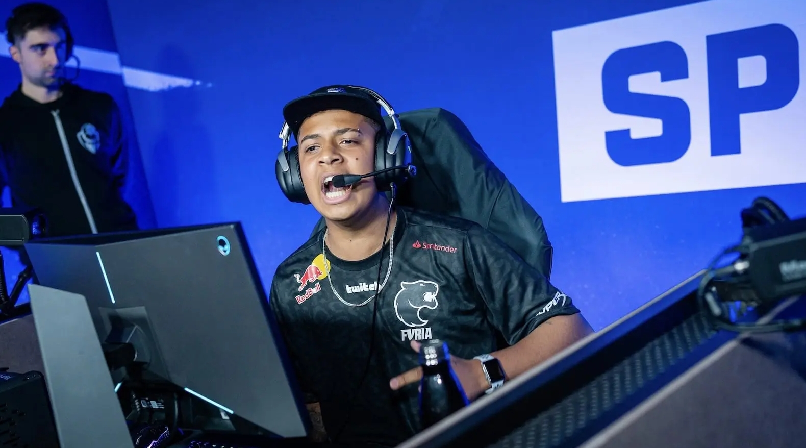 投注中保持 投注中保持